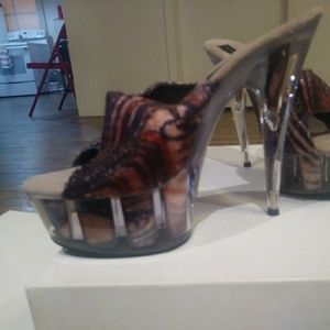 Karo's heels
